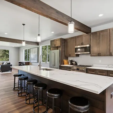 Sweet Peaks Villa